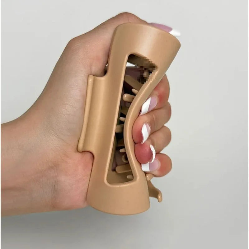 The Aura Clip